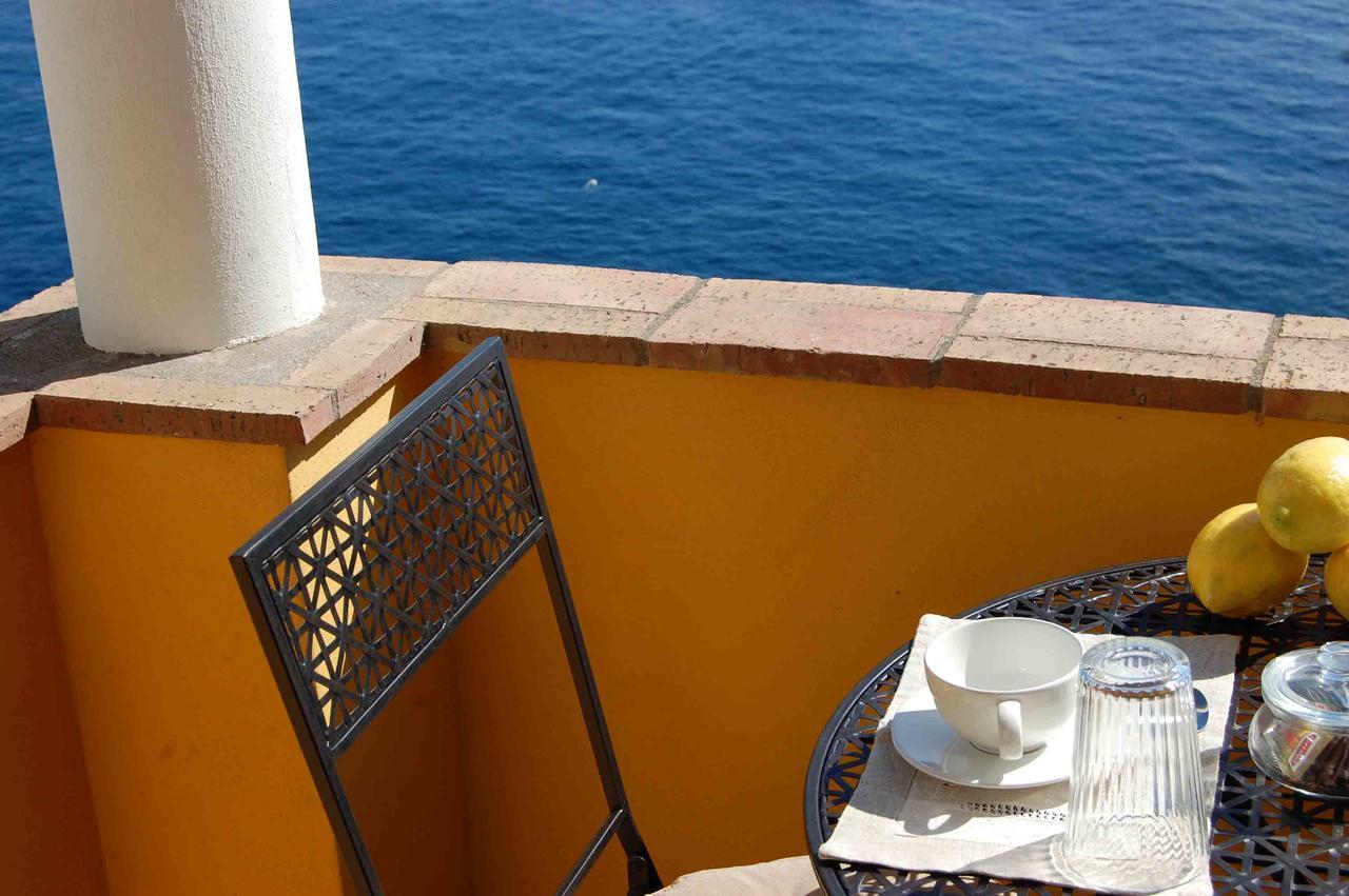 La Terrazza Sul Mare Bed & Breakfast Capri Bagian luar foto