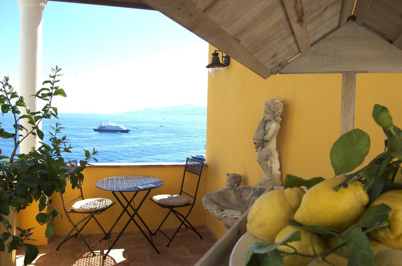 La Terrazza Sul Mare Bed & Breakfast Capri Bagian luar foto